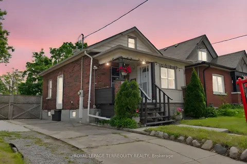 253 Olive Avenue, ON L1H 2P4