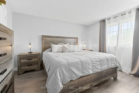 70 Yorkville Drive, ON L1E 2A6