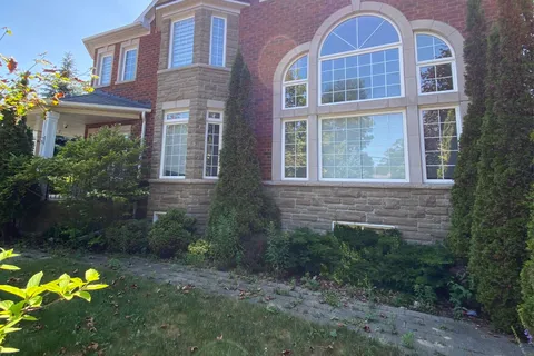 92 Hill Crescent, ON M1M 1J6