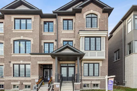 2632 Delphinium Trail, ON L1X 2R2