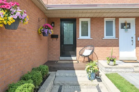 591 Cobblehill Drive, ON L1K 1Y6