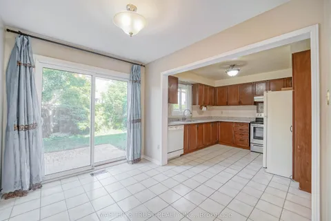 2380 Denvale Drive, ON L1X 2H4