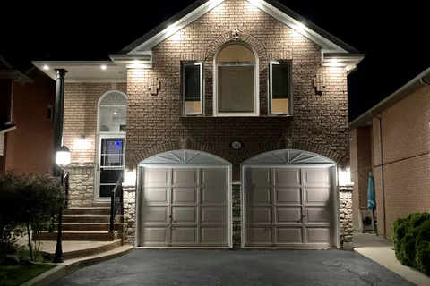 1765 Silver Maple Drive, ON L1V 6Z2