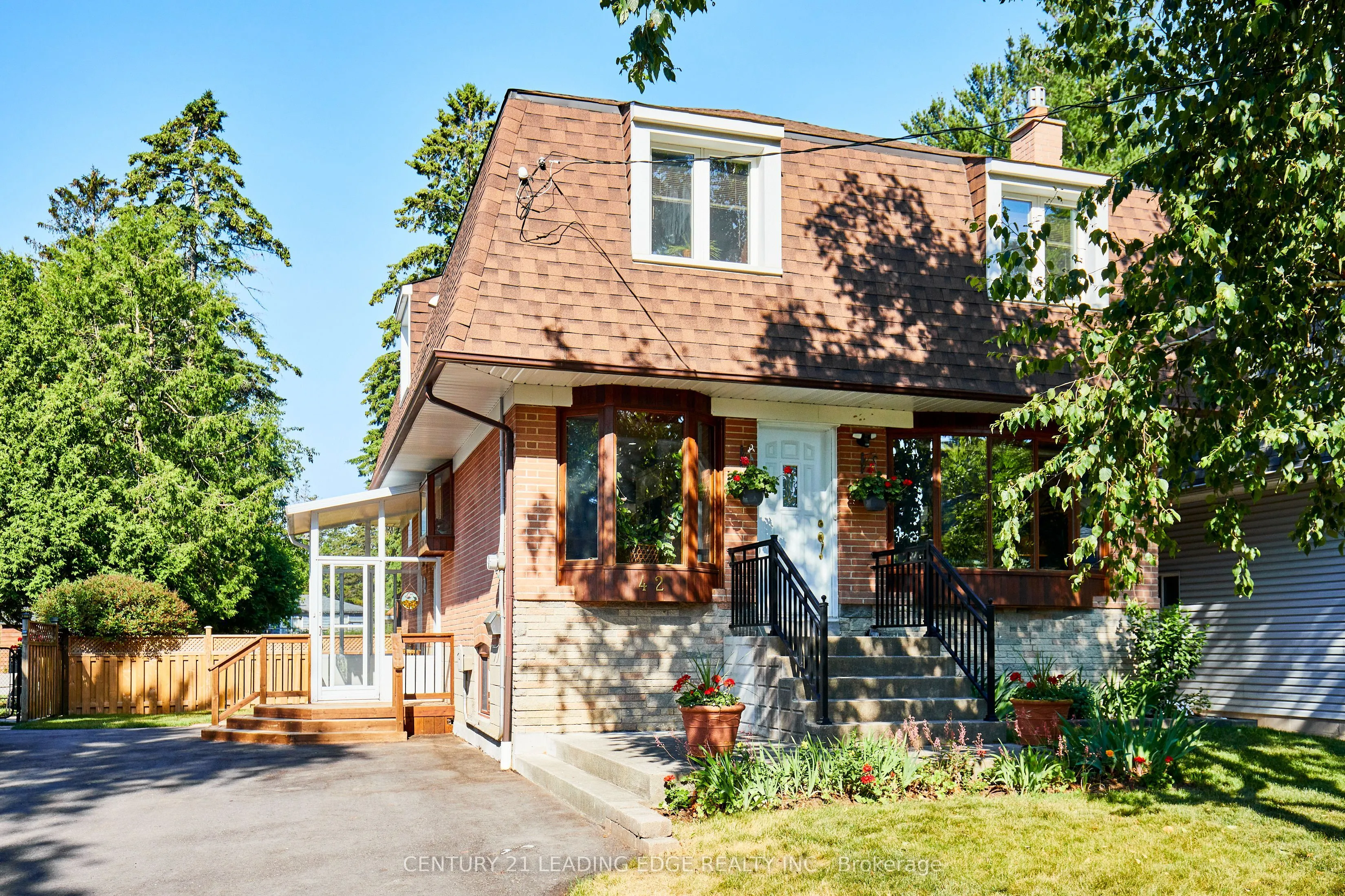 42 Gladys Road, ON M1C 1C6
