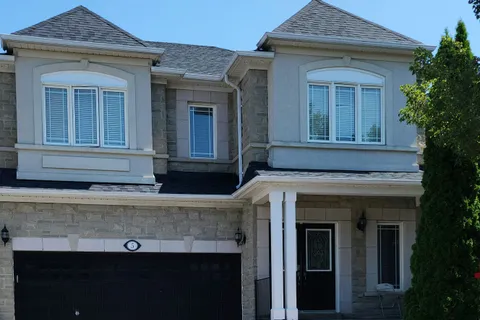 5 Cantwell Crescent, ON L1Z 2X4
