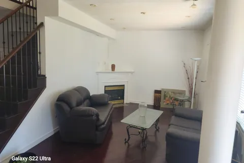 5 Cantwell Crescent, ON L1Z 2X4