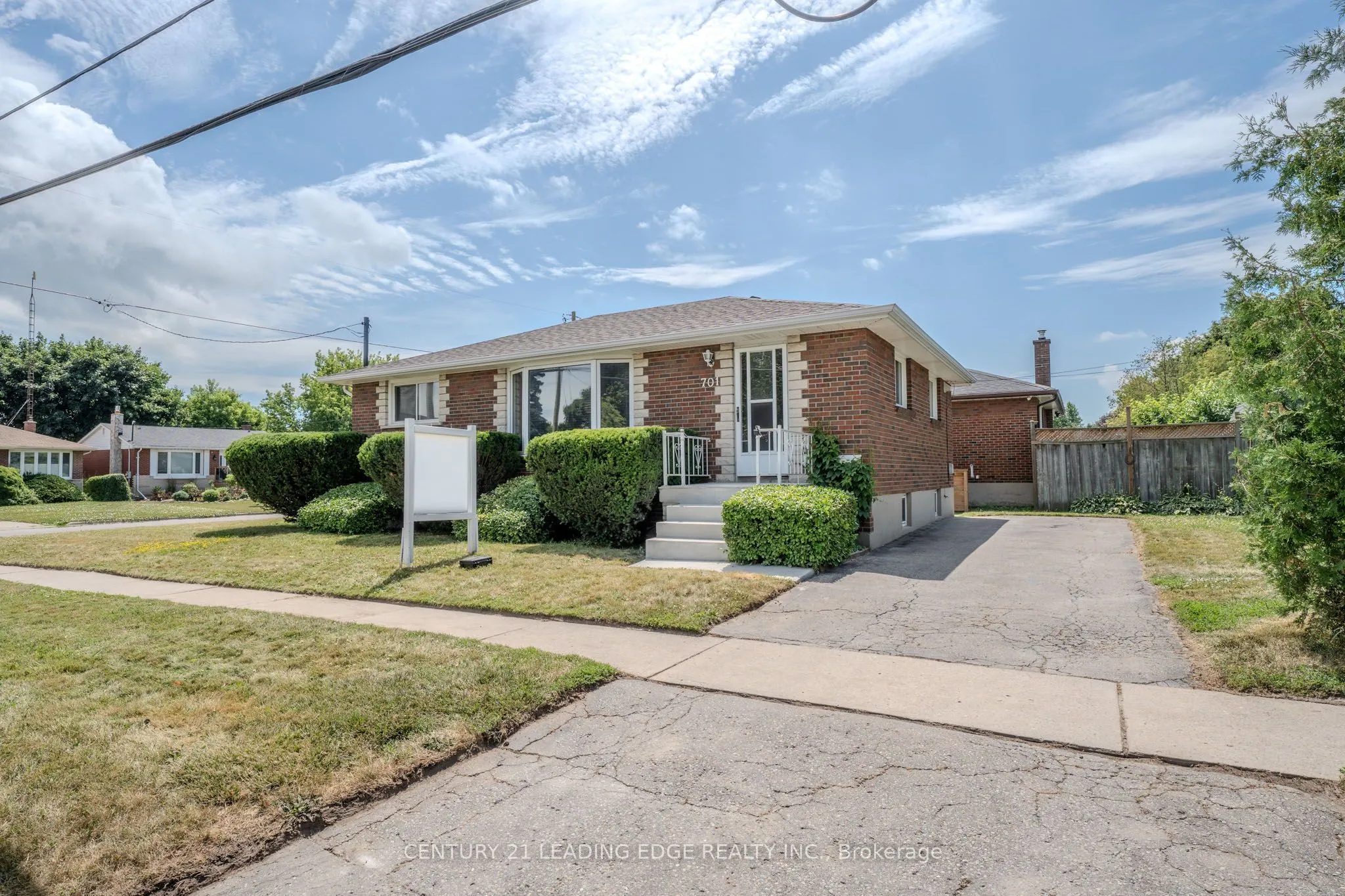 701 Taylor Avenue, ON L1H 2G3