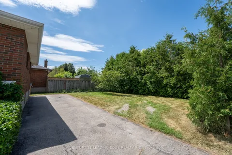 701 Taylor Avenue, ON L1H 2G3