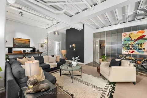 2B Minto Street, ON M4L 1B6