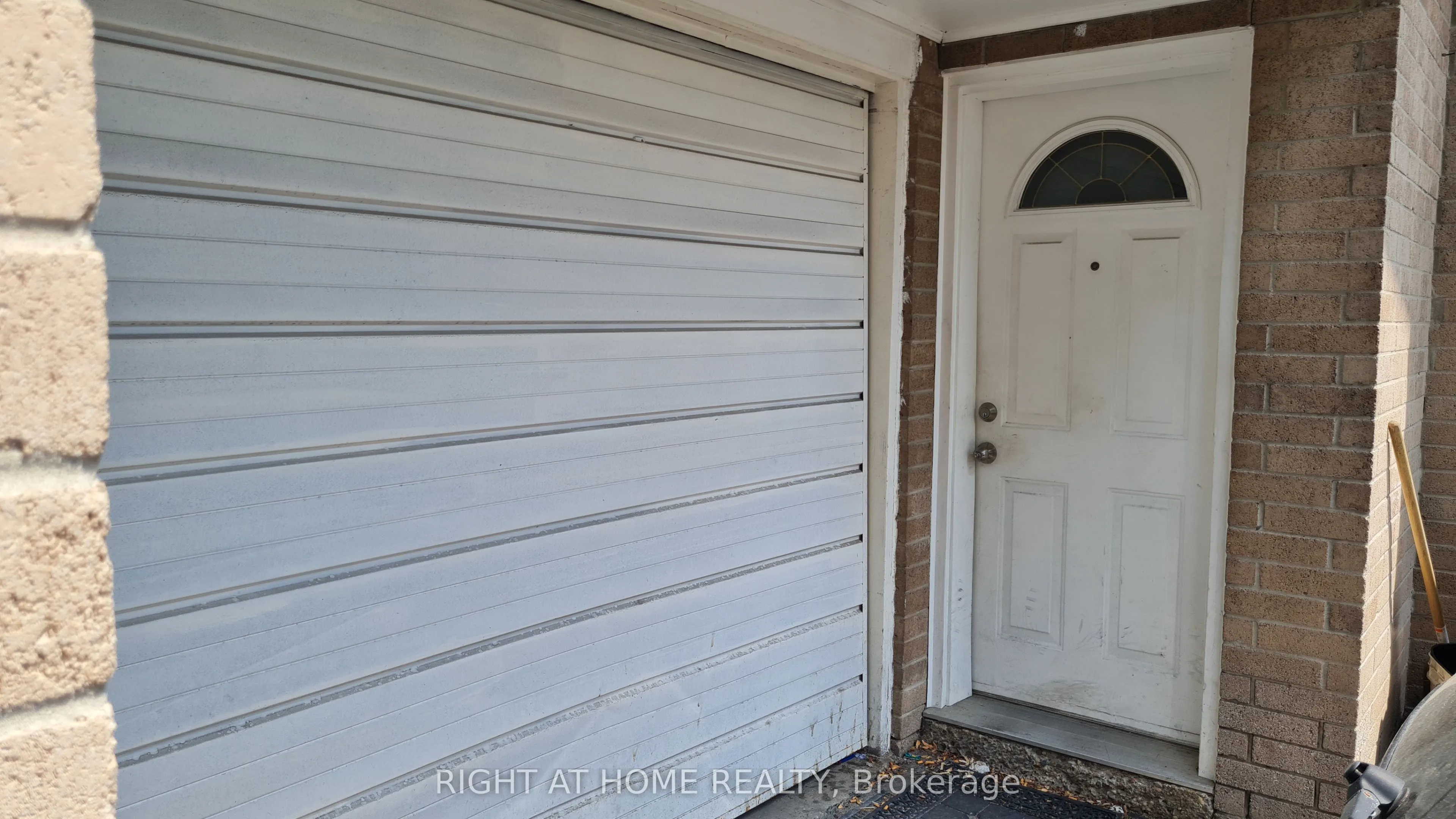 55 Littleleaf Drive, ON M1B 1Y7