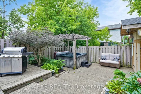1258 Canborough Crescent, ON L1V 3L1