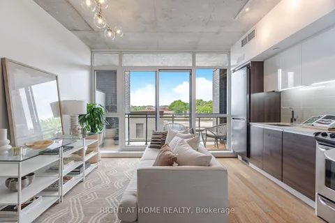 1190 Dundas Street, ON M4M 0C5