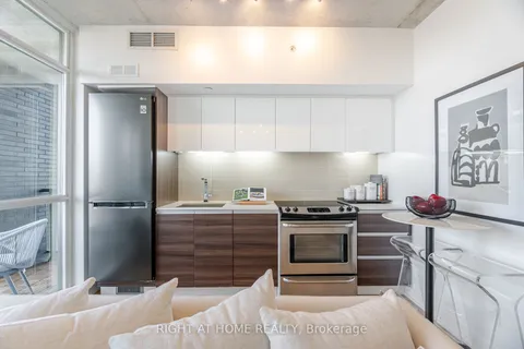 1190 Dundas Street, ON M4M 0C5