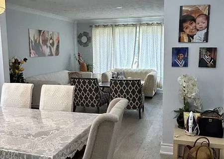 17 Montvale Drive, ON M1M 3E5