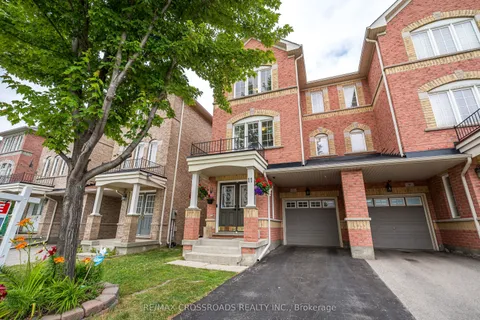 11 Pilkington Drive, ON M1L 0B7