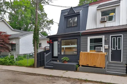 119 Craven Road, ON M4L 2Z4