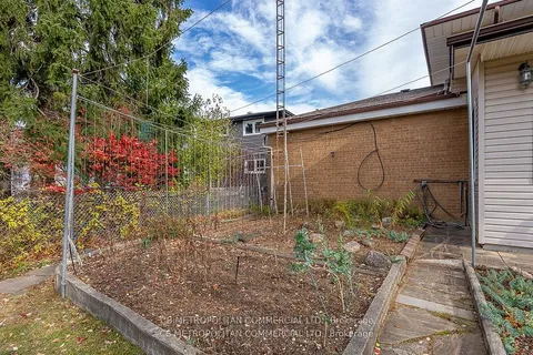 40 Conlins Road, ON M1C 1C3