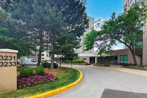 3233 Eglinton Avenue, ON M1J 3N6