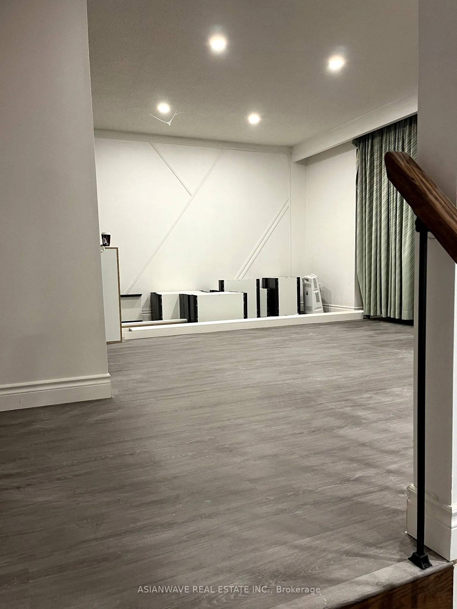 50 Oakdale Drive, ON L1H 6X1