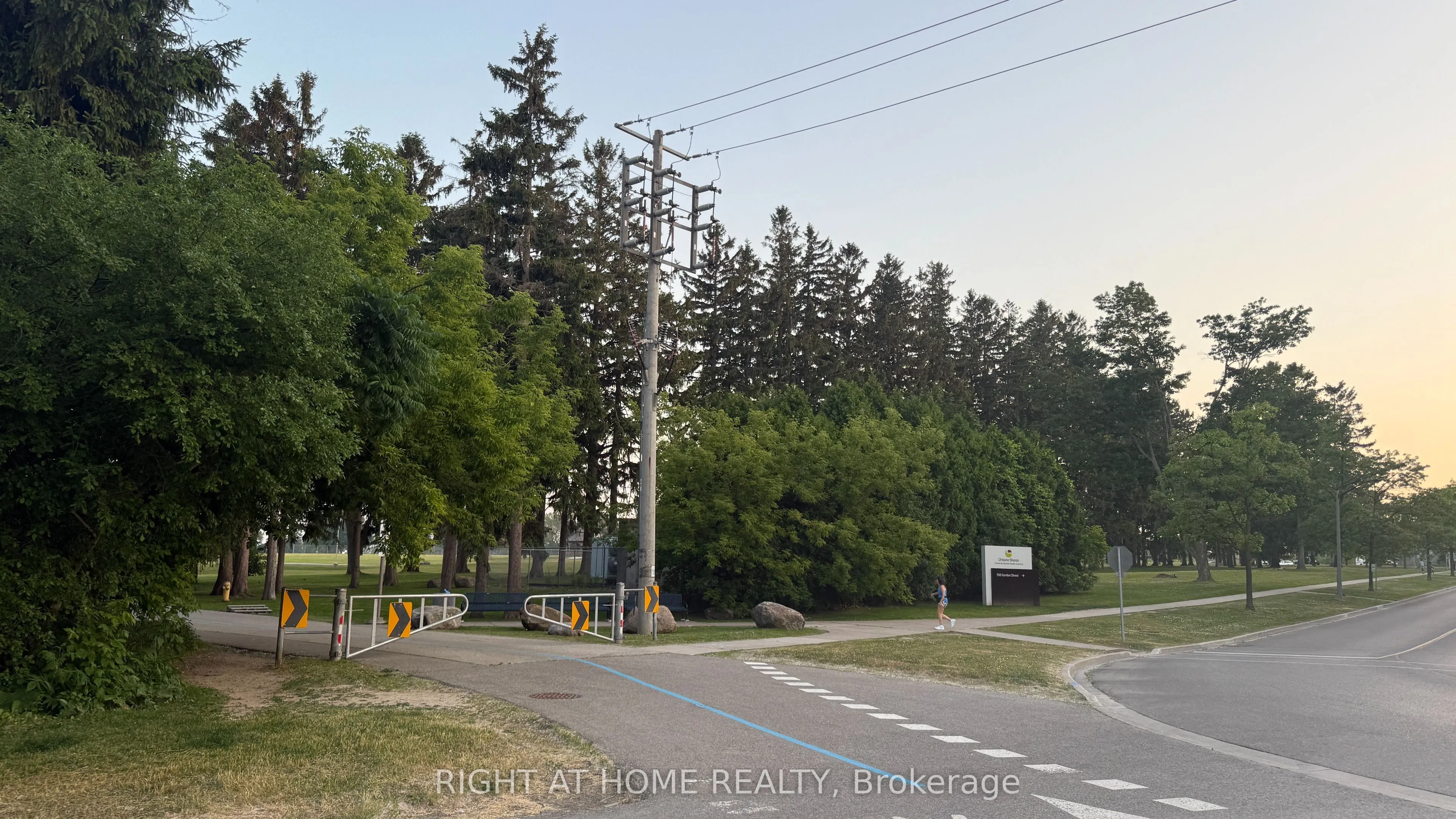 19 Steamboat Way, ON L1N 0M6