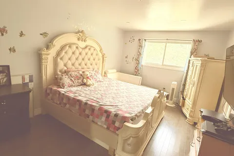 1220 Abbey Road, ON L1X 1V7