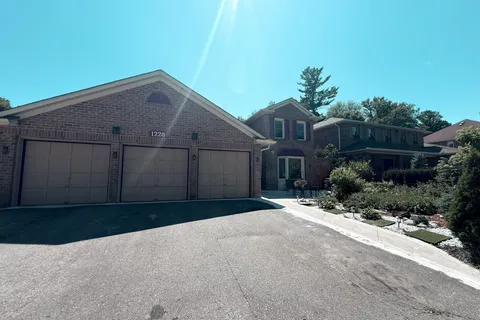 1220 Abbey Road, ON L1X 1V7