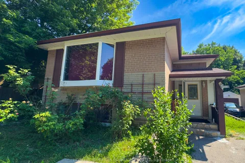 65 Sharbot Avenue, ON M1H 1Z2