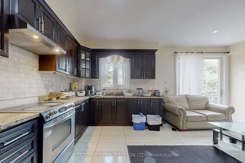 33 Wanstead Avenue, ON M1L 3L3