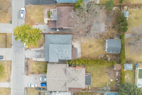 56 Homestead Road, ON M1E 3R9