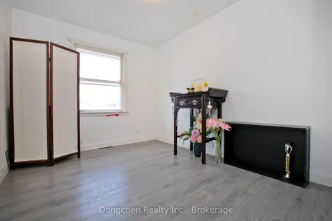 152 Eastmount Street, ON L1G 6K6