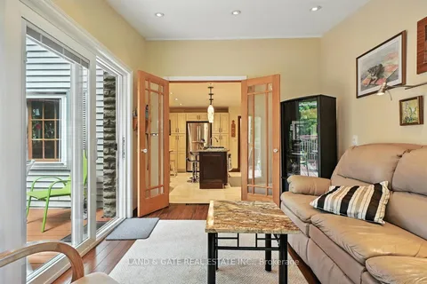 519 Kingston Road, ON L1S 6M1