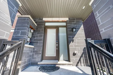 57 Douet Lane, ON L1Z 0V4