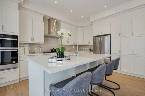 129 Pheasant Ridge Drive, ON L1P 0P2