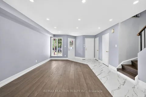 17 Lenthall Avenue, ON M1B 2C7