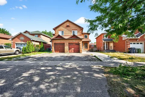 17 Lenthall Avenue, ON M1B 2C7