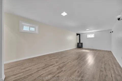 764 Hillcrest Road, ON L1W 2P4