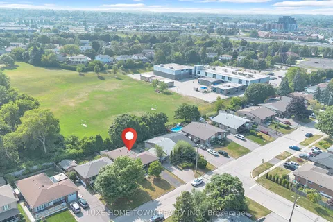 764 Hillcrest Road, ON L1W 2P4