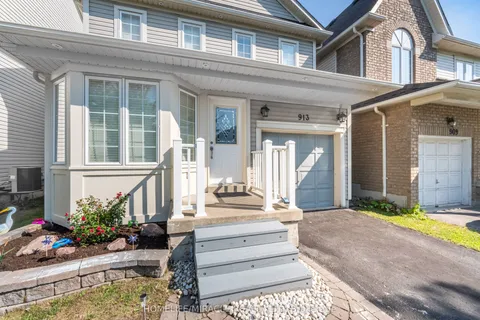 913 Taggart Crescent, ON L1K 0E4