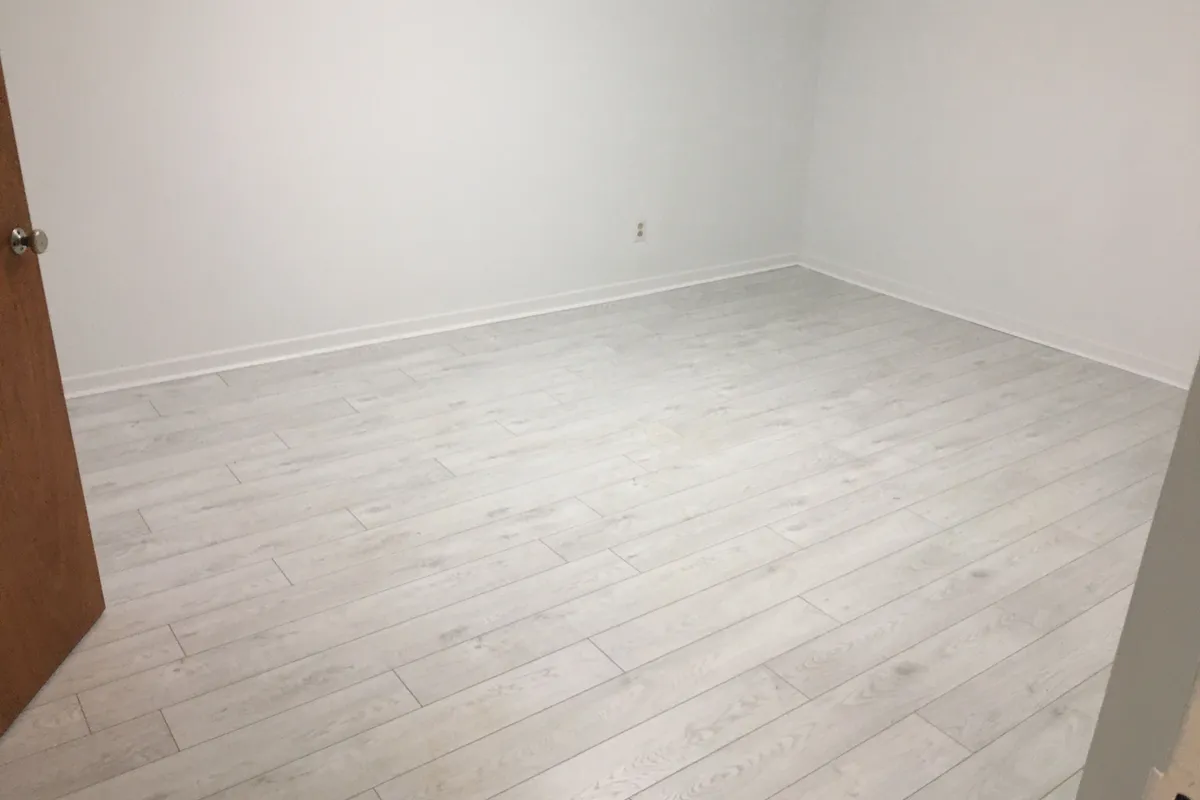 7 Dunlop Avenue, ON M1K 1K8