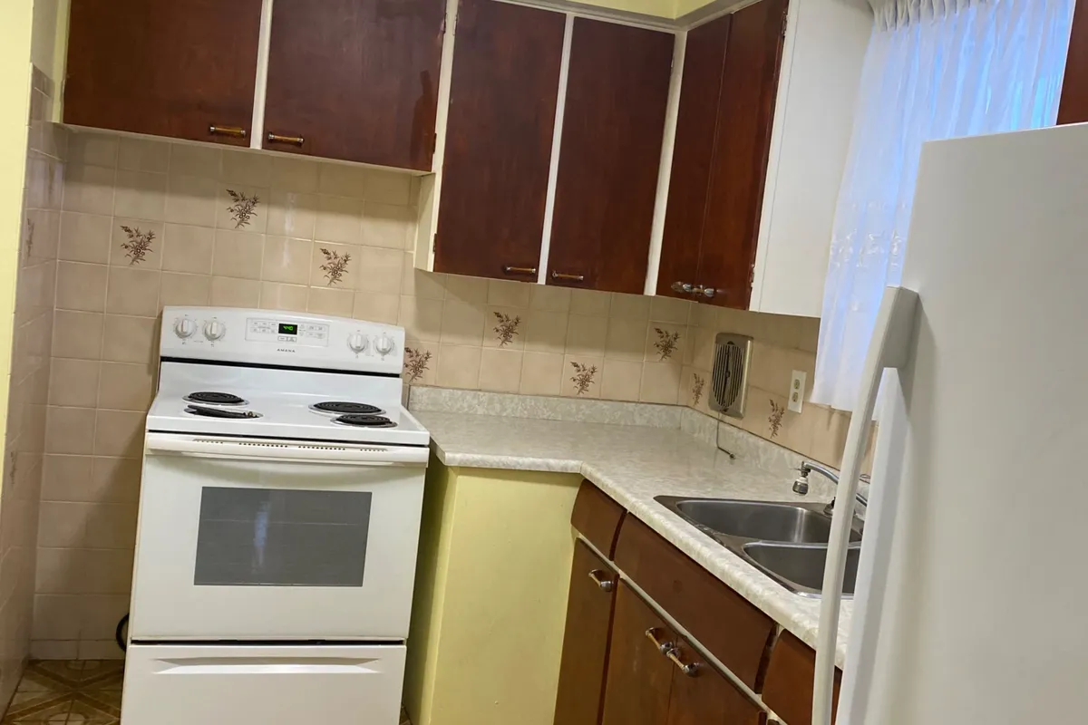 7 Dunlop Avenue, ON M1K 1K8