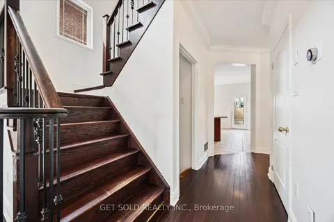 28 Barden Crescent, ON L1Z 2A9