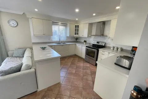 1627 Middleton Street, ON L1X 2L5