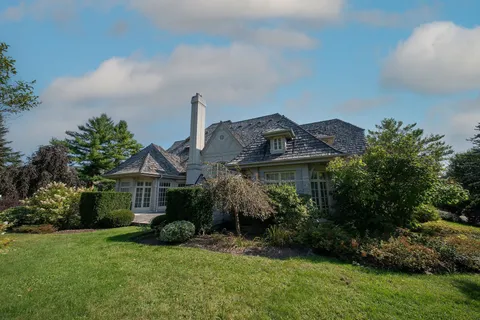 42 Buggey Lane, ON L1Z 1X5