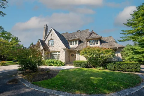 42 Buggey Lane, ON L1Z 1X5