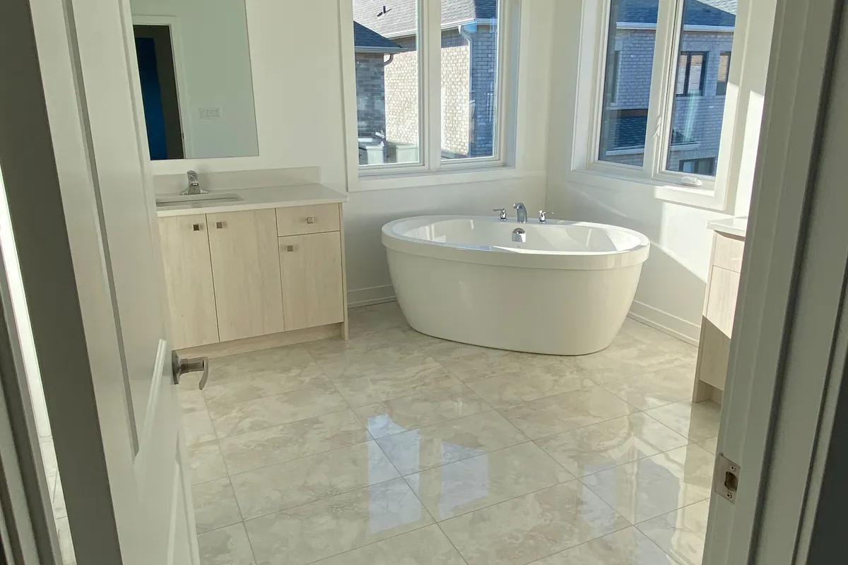 35 Brabin Circle, ON L1P 0B9