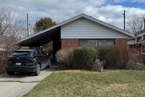 29 Stavely Avenue, ON M1K 4P2