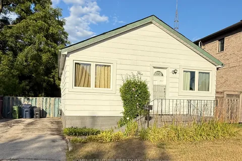 5 Weir Crescent, ON M1E 3A8