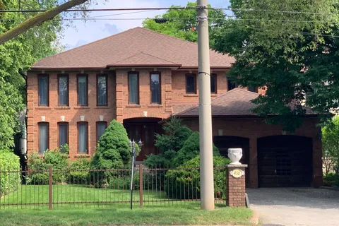 450 O'Connor Drive, ON M4J 2W6