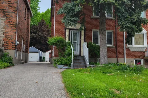 17 Atlee Avenue, ON M1N 3W9