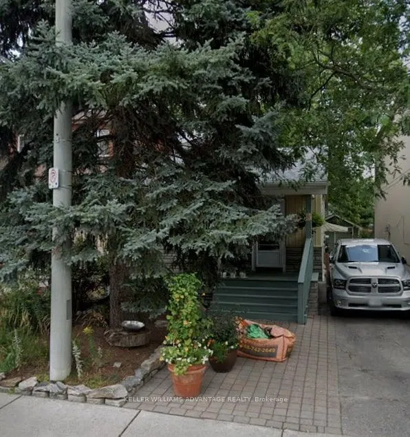 5 Knight Street, ON M4C 3K8